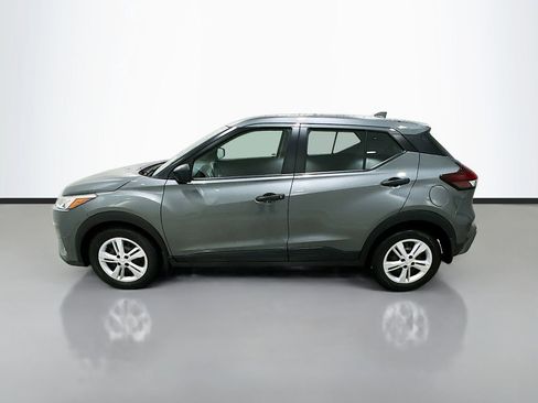 Used 2024 Nissan Kicks S FWD image 4