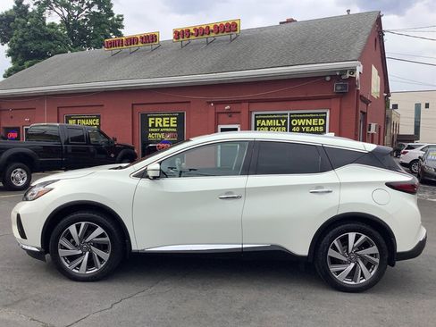 Used 2020 Nissan Murano SL w/ Moonroof Package AWD/4WD image 5