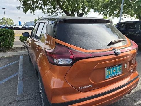 Used 2024 Nissan Kicks SV FWD image 18