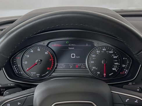 Used 2025 Audi Q5 2.0T Premium image 12