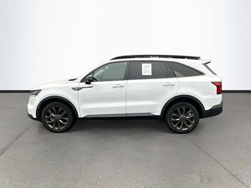 Certified 2022 Kia Sorento SX Prestige w/ Rust Color Package image 4