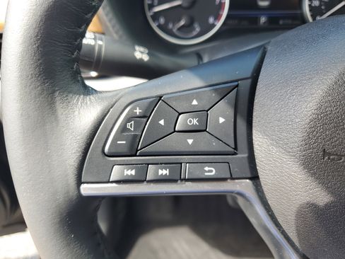 Certified 2024 Nissan Sentra SV w/ SV Premium Package image 17