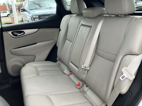 Used 2020 Nissan Rogue Sport SL FWD image 29