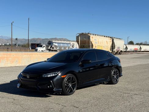 Used 2021 Honda Civic Sport Touring image 1