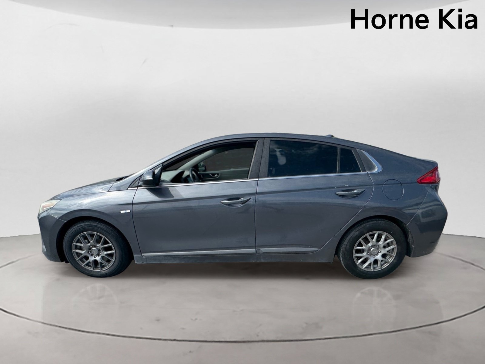 Used 2018 Hyundai Ioniq SEL FWD image 6