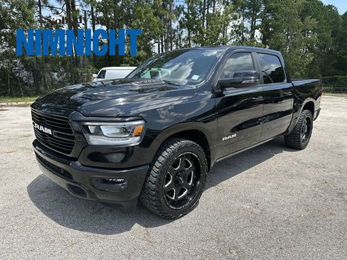 Used 2023 RAM 1500 Laramie AWD/4WD image 1