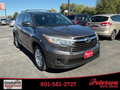 Used 2016 Toyota Highlander LE