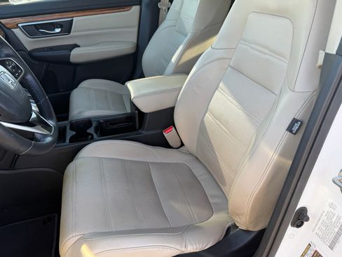 Used 2017 Honda CR-V Touring image 21