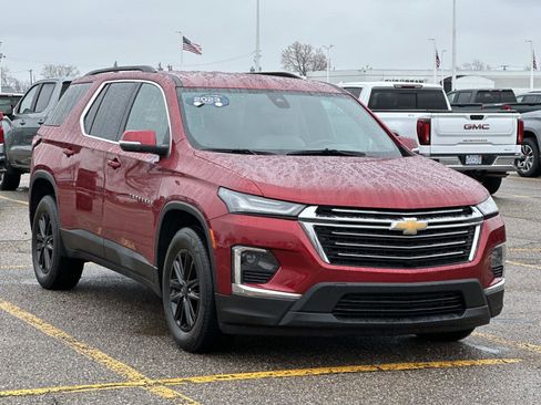 Certified 2023 Chevrolet Traverse LT image 6