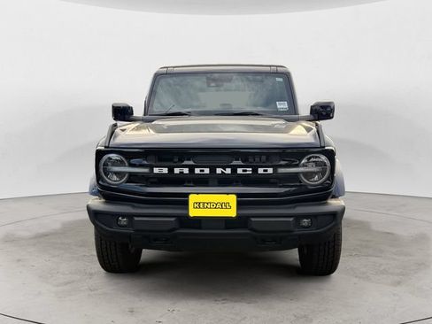 Used 2021 Ford Bronco Outer Banks AWD/4WD image 2