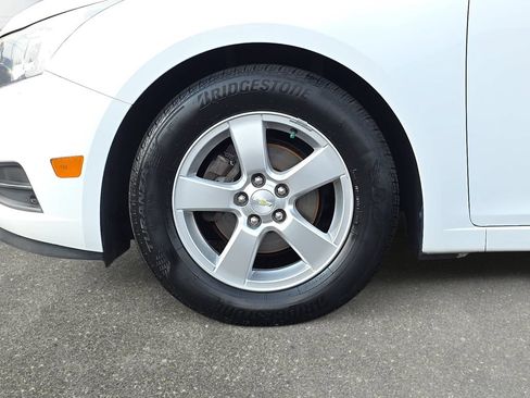 Used 2014 Chevrolet Cruze LT FWD image 29