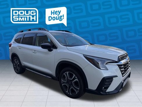 Used 2026 Subaru Ascent Limited AWD/4WD image 3