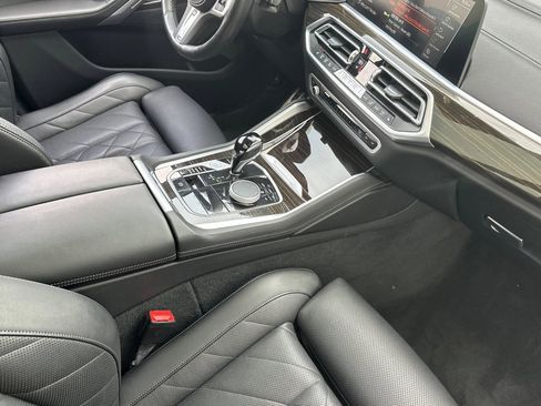 Used 2023 BMW X6 xDrive40i w/ M Sport Package image 29