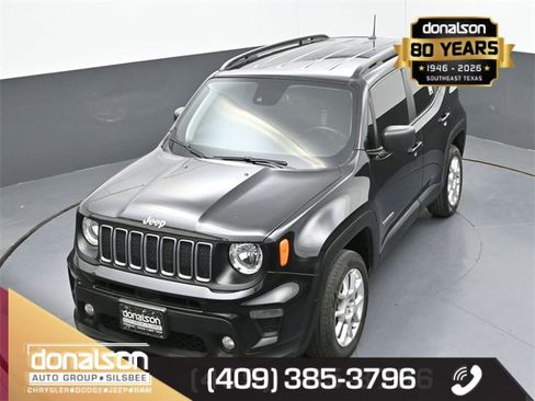 Used 2023 Jeep Renegade Latitude w/ Premium Group image 20