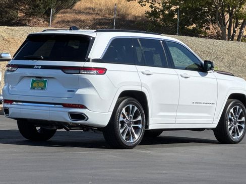 New 2025 Jeep Grand Cherokee Overland w/ Adv Protech Group III image 4