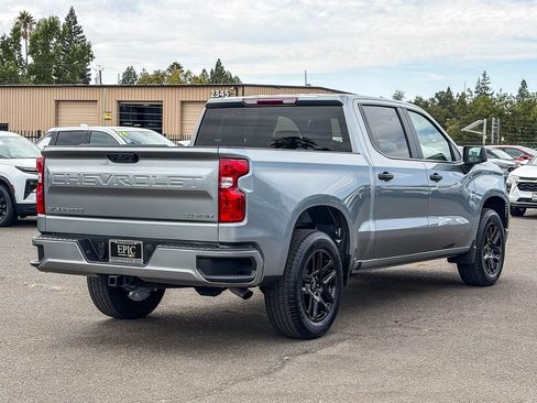 Used 2026 Chevrolet Silverado 1500 Custom RWD image 4