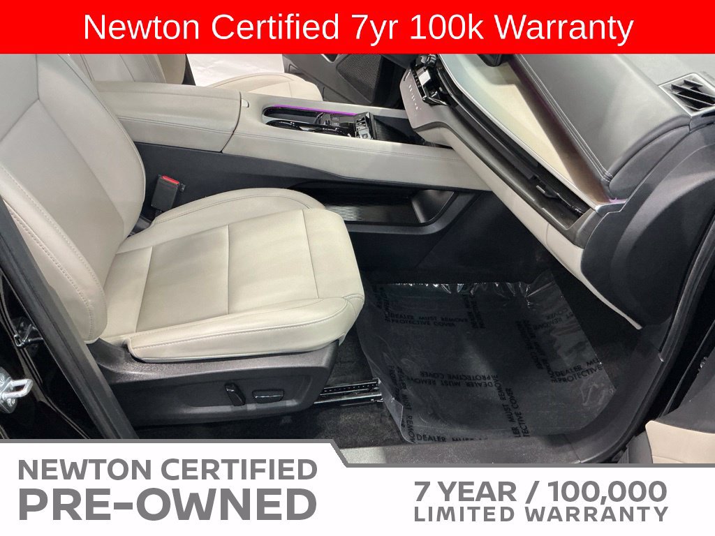 Used 2025 Nissan Murano SL AWD/4WD image 24
