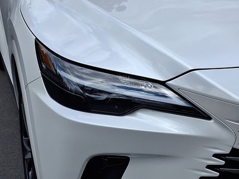 Certified 2023 Lexus RX 350 Premium w/ Accessory Package AWD/4WD image 9