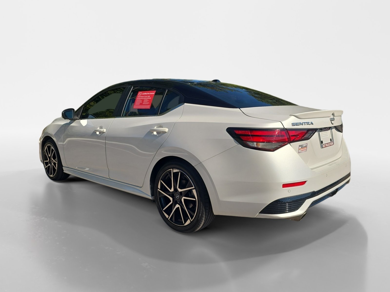 Certified 2025 Nissan Sentra SR w/ SR Premium Package FWD image 3