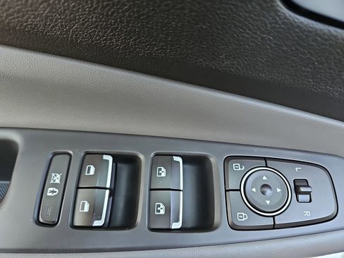 Used 2020 Hyundai Santa Fe Limited image 33