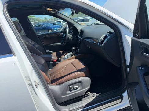 Used 2017 Audi Q5 2.0T Premium Plus w/ Technology Package AWD/4WD image 25