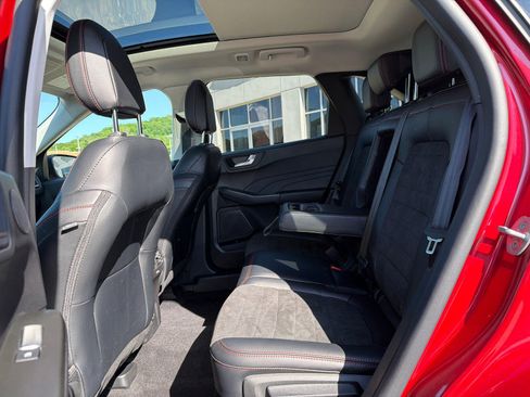 Used 2022 Ford Escape SEL w/ SEL Stealth AWD Package image 19