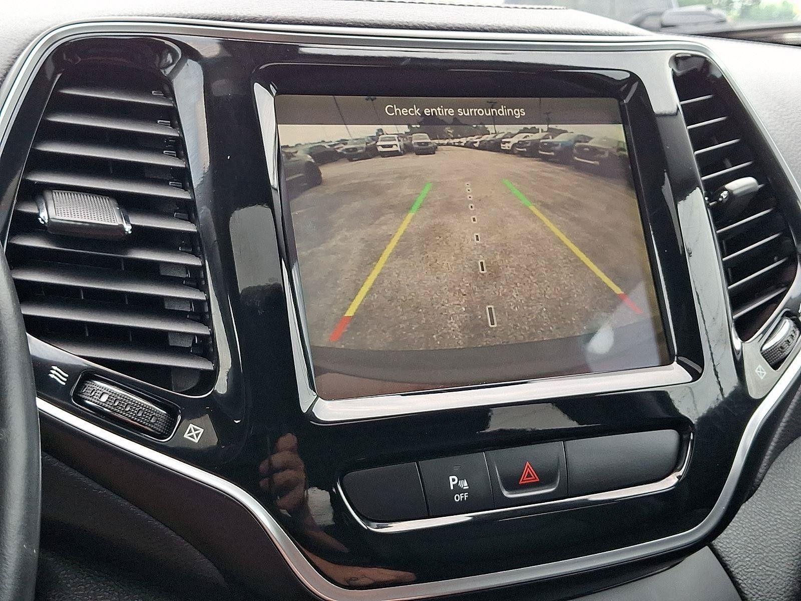 Used 2019 Jeep Cherokee Limited AWD/4WD image 19