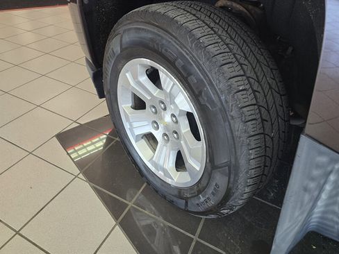 Used 2016 Chevrolet Silverado 1500 LT w/ All Star Edition AWD/4WD image 32