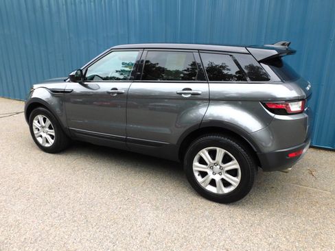 Used 2019 Land Rover Range Rover Evoque SE Premium AWD/4WD image 3