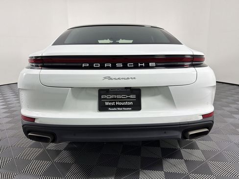 Certified 2024 Porsche Panamera image 8
