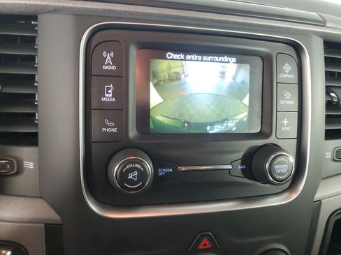 Used 2018 RAM 1500 Express RWD image 20