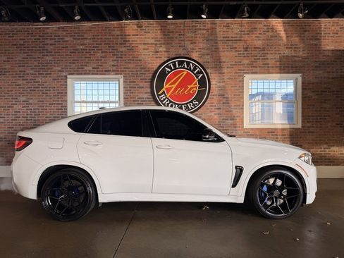Used 2015 BMW X6 M image 2