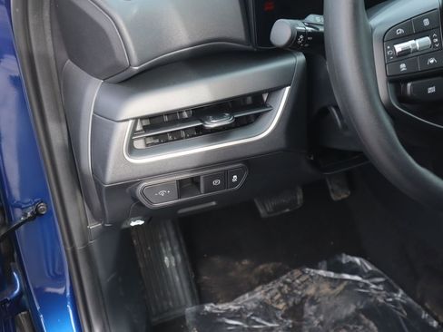 New 2025 Kia K4 LXS image 26