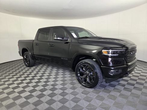Used 2023 RAM 1500 Limited AWD/4WD image 2