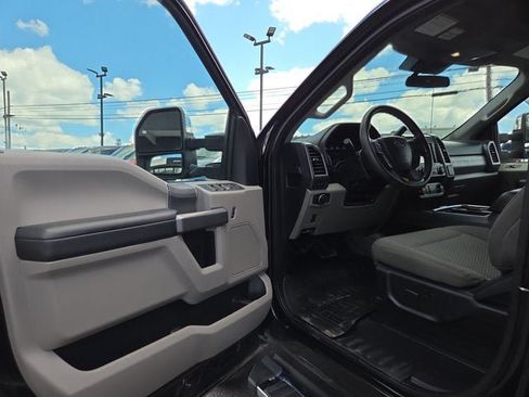 Used 2021 Ford F250 XLT w/ XLT Premium Package AWD/4WD image 7