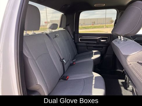 Used 2024 RAM 2500 Big Horn w/ Bed Utility Group image 33