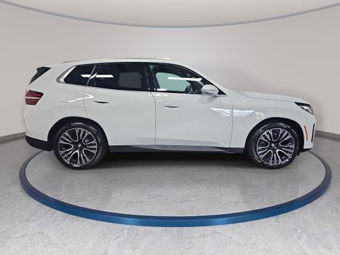 New 2026 BMW X3 xDrive30i w/ Premium Package AWD/4WD image 4