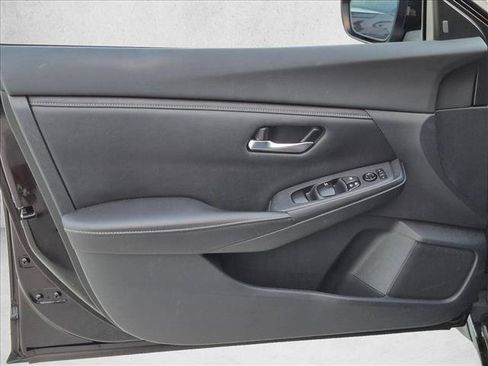 Used 2021 Nissan Sentra S FWD image 12