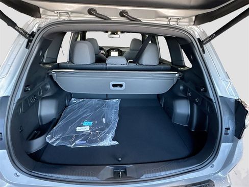 New 2025 Subaru Forester Premium image 25