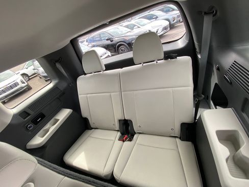 Used 2025 Hyundai Santa Fe SEL image 31