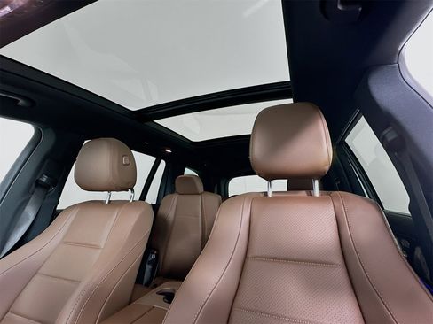 Used 2026 Mercedes-Benz GLS 450 4MATIC image 24