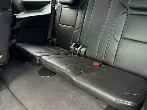 Used 2020 GMC Yukon SLT image 50