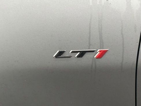 Used 2020 Chevrolet Camaro LT image 6