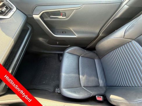 Used 2021 Toyota RAV4 XSE AWD/4WD image 19