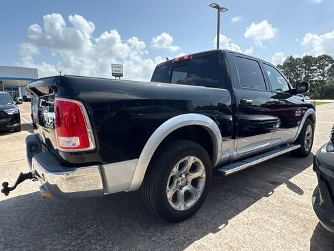 Used 2016 RAM 1500 Laramie AWD/4WD image 3