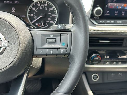 Certified 2023 Nissan Rogue SV w/ SV Premium B Package AWD/4WD image 16
