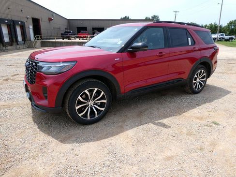 New 2026 Ford Explorer ST-Line AWD/4WD image 8