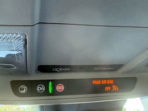 Used 2024 Chevrolet Malibu LT FWD image 16