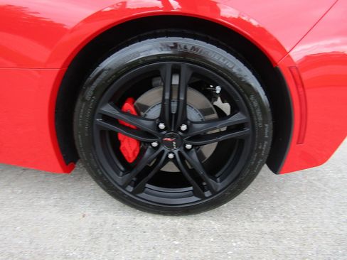 Used 2017 Chevrolet Corvette Stingray Coupe w/ 3LT Preferred Equipment Group RWD image 22