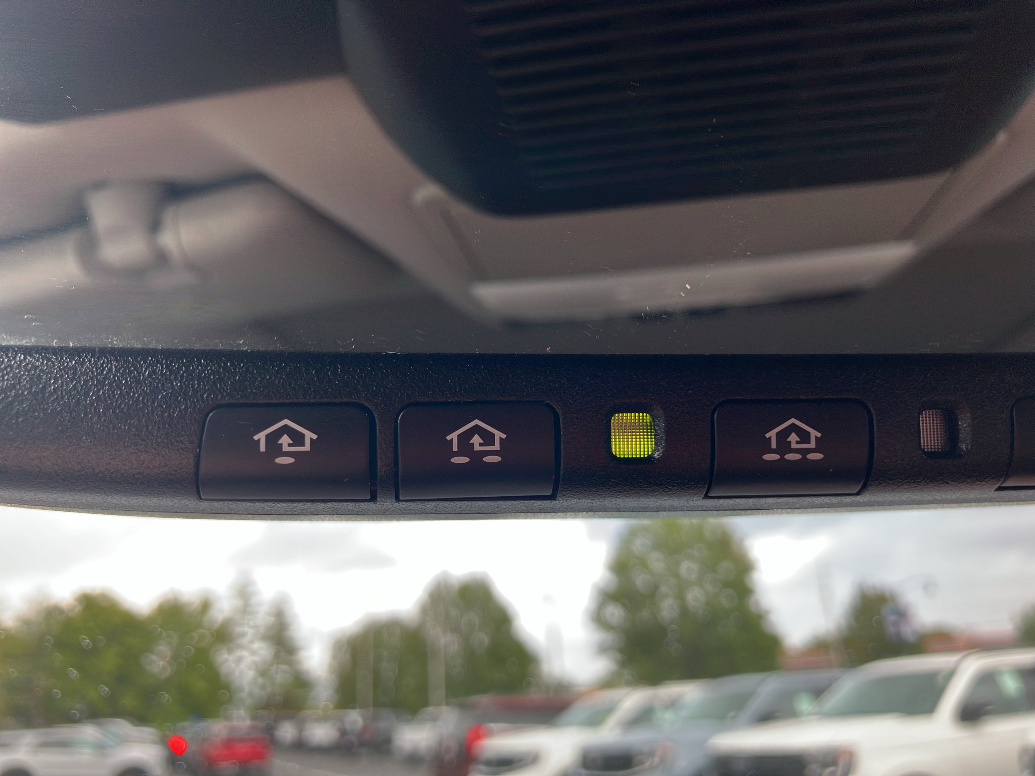 Used 2022 Nissan Pathfinder Platinum w/ Cargo Package AWD/4WD image 24